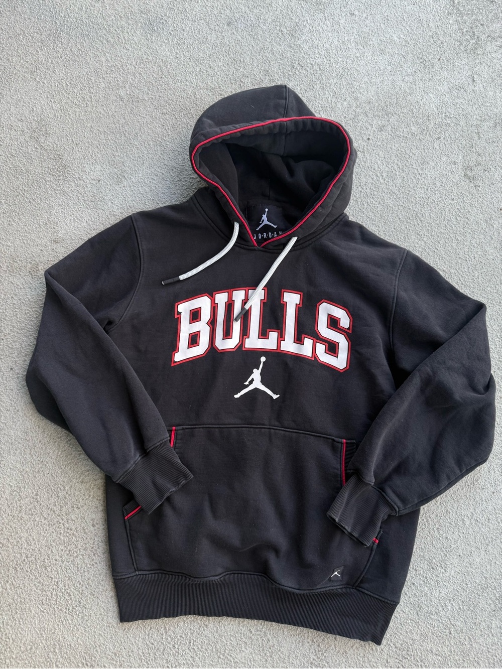 Jordan Black & Red Bulls Pullover Hoodie